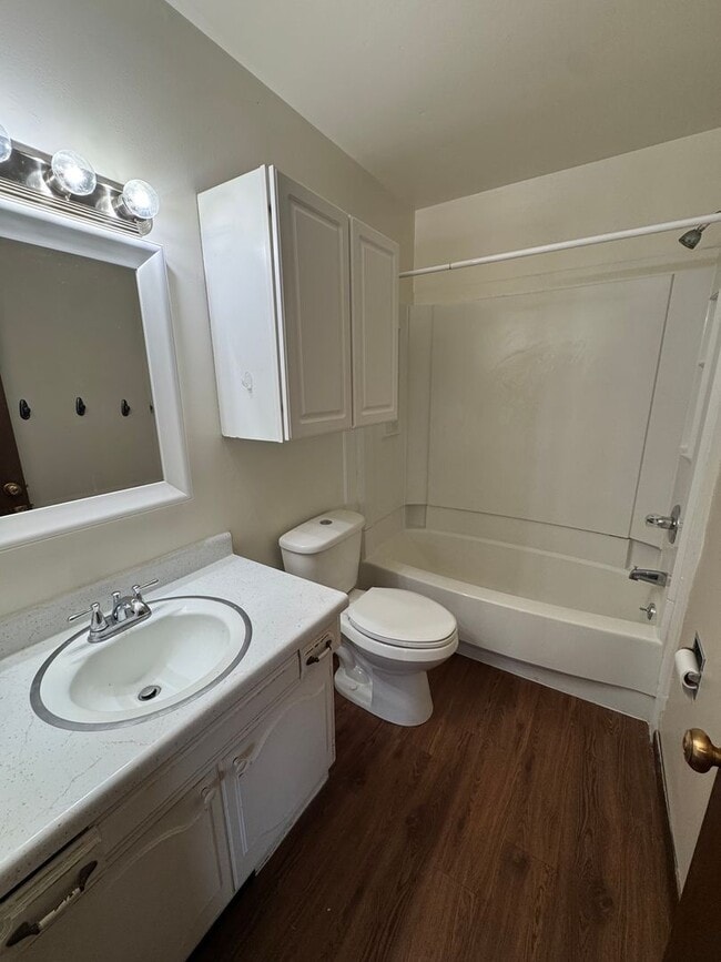 Building Photo - 3414 60th St