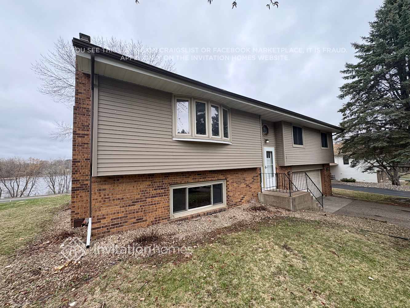 Building Photo - 7897 Kingsview Ln N