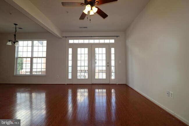 Building Photo - 21727 Indian Summer Terrace