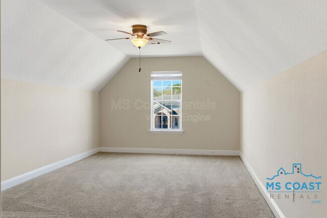 Building Photo - 2012 Park View Cv