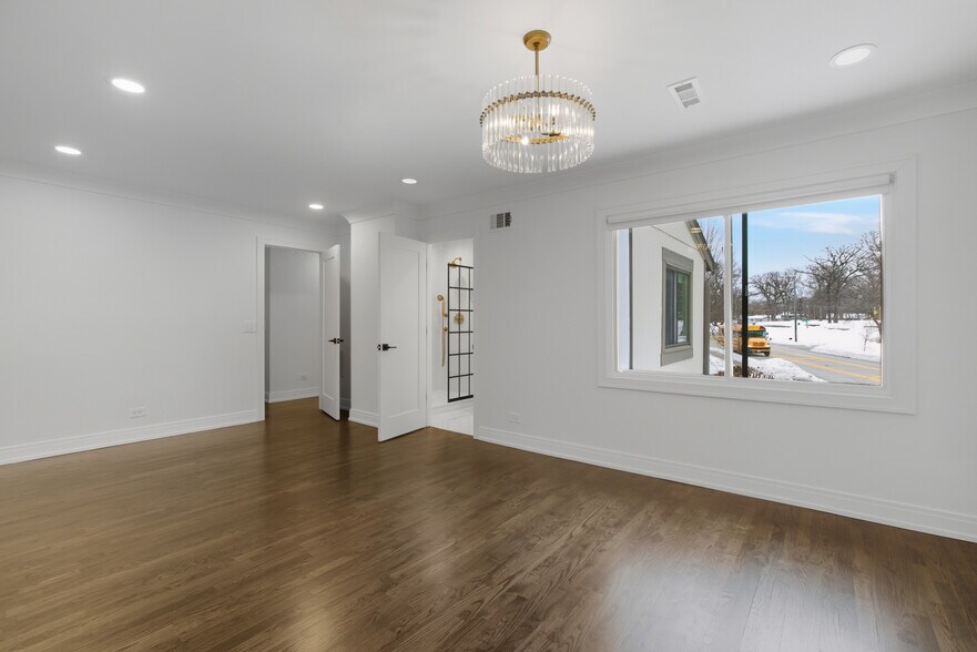 Building Photo - 105 Yarrow Ct