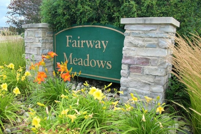 Building Photo - 10515 Pond Curve