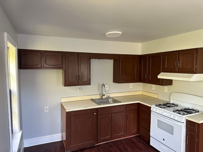 Building Photo - 32_513