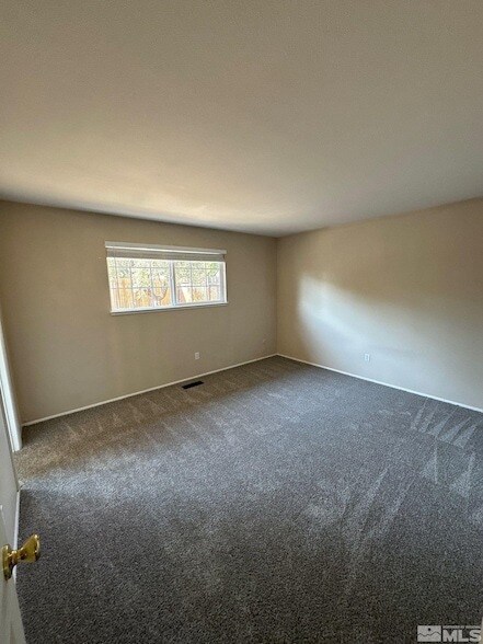 Building Photo - 767 Van Meter Dr