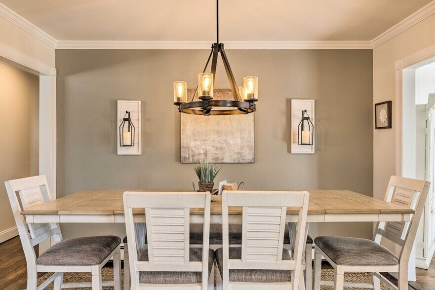 Building Photo - 500 Blossom Bend