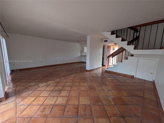 Building Photo - 3811 SW 82nd Ave