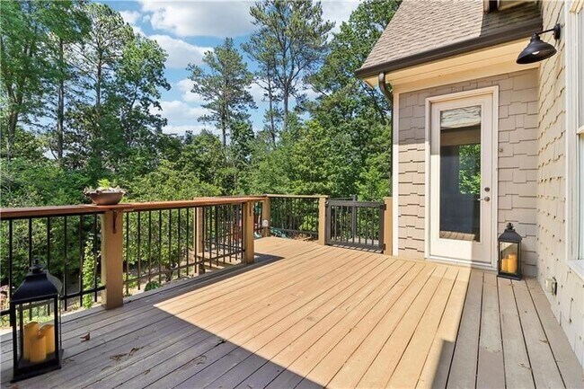 Building Photo - 211 Mount Vernon Hwy