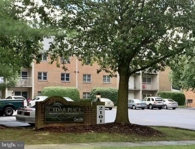 Building Photo - 2101 Cedar Run Dr