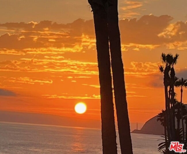 Building Photo - 11942 Whitewater Ln