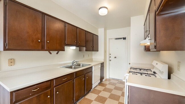 Building Photo - 4710 Casa Bello St