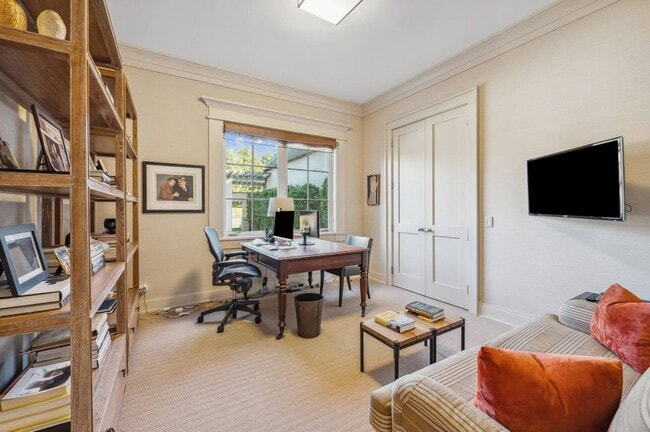 Building Photo - 110 Rose Hill Rd