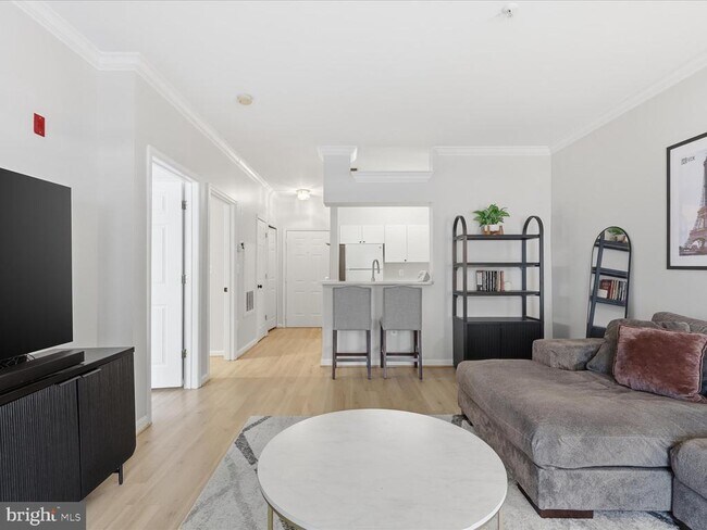 Building Photo - 4560 Strutfield Ln