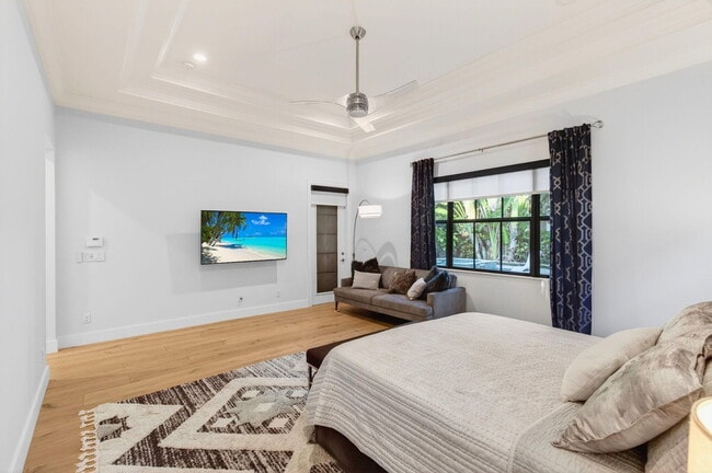 Building Photo - 17662 Cadena Dr