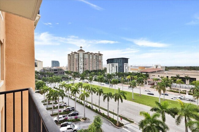 Building Photo - 651 Okeechobee Blvd