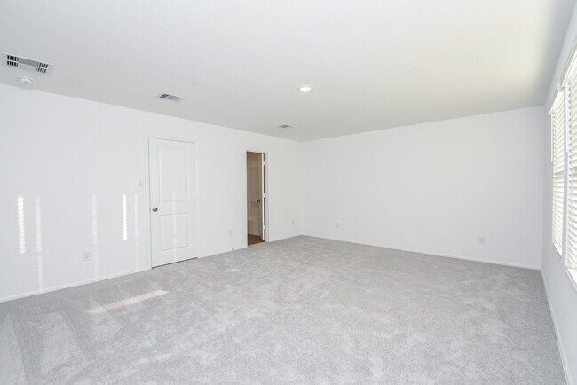 Building Photo - 18987 Panzini Dr