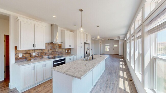 Building Photo - 2070 Starbuck Ln