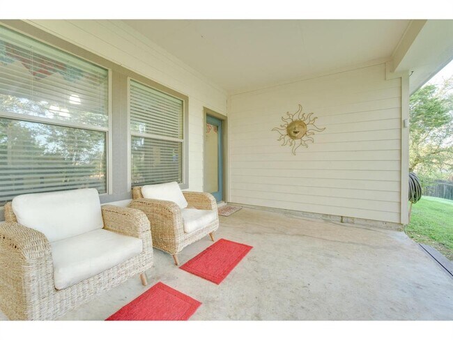 Building Photo - 14808 Foy Dr