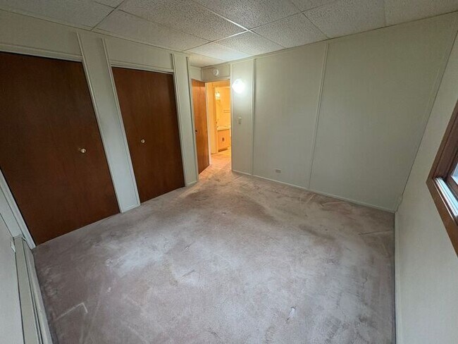 Building Photo - $925 | 2 Bedroom, 1 Bathroom Apartment | Pet Friendly* | Available for Immediate Move In!!