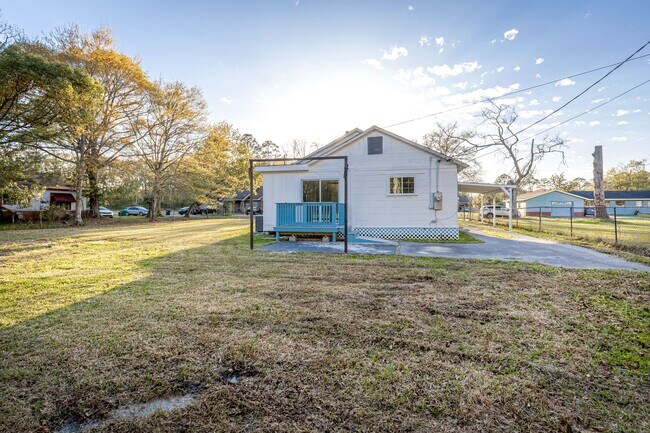 Building Photo - Fully remodeled home for rent!