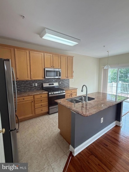 Building Photo - 22106 Fair Garden Ln