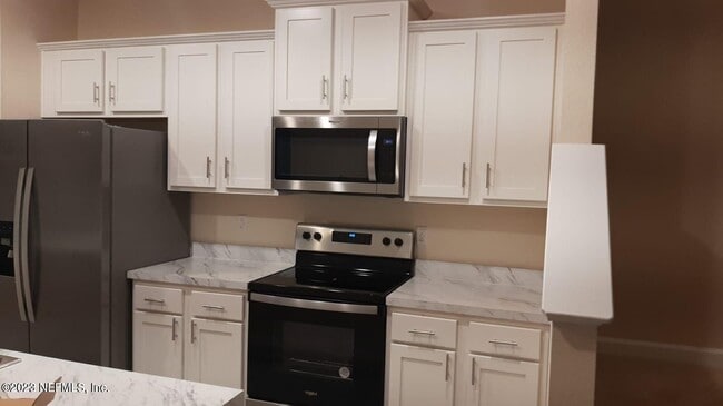 Building Photo - 8401 Retrograde Rd