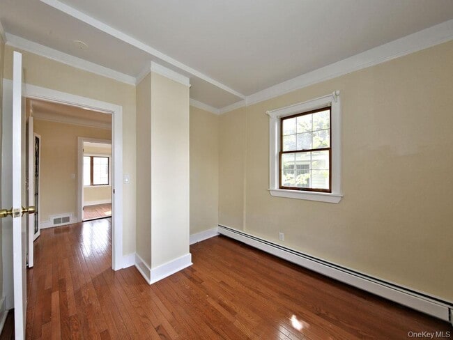 Building Photo - 14 Weeks Pl