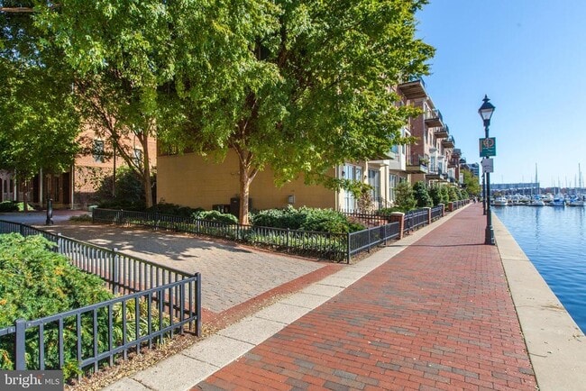 Building Photo - 2319 Boston St