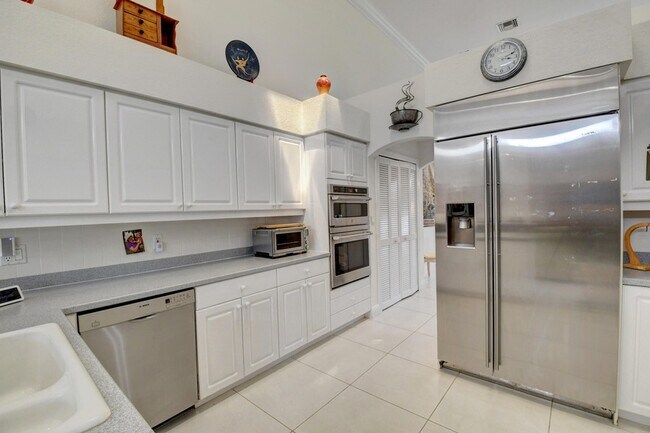 Building Photo - 2624 NW 63rd St