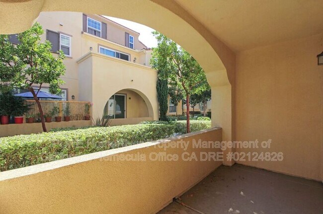 Building Photo - 44916 Honey Locust Dr