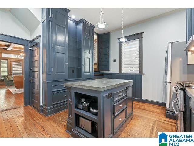 Building Photo - 1801 11th Pl S