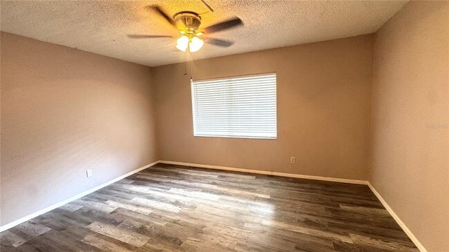 Building Photo - 5508 Pokeweed Ct