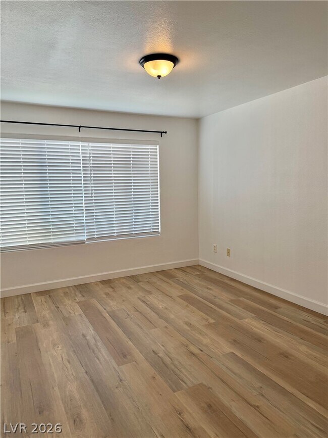 Building Photo - 3060 Casey Dr
