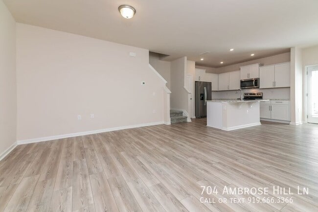 Building Photo - 704 Ambrose Hl Ln