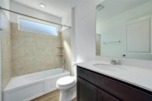 Building Photo - 1015 Ascari Ct