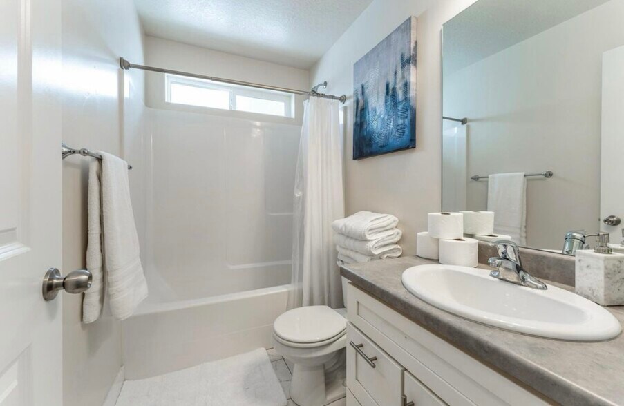 Building Photo - 4117 W 1700 N