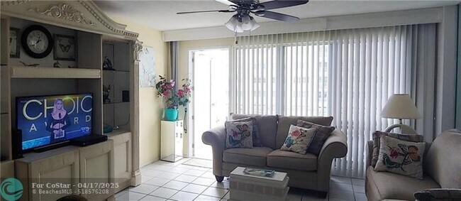 Building Photo - 133 N Pompano Beach Blvd