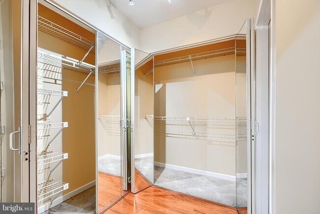 Building Photo - 2639 Boston St