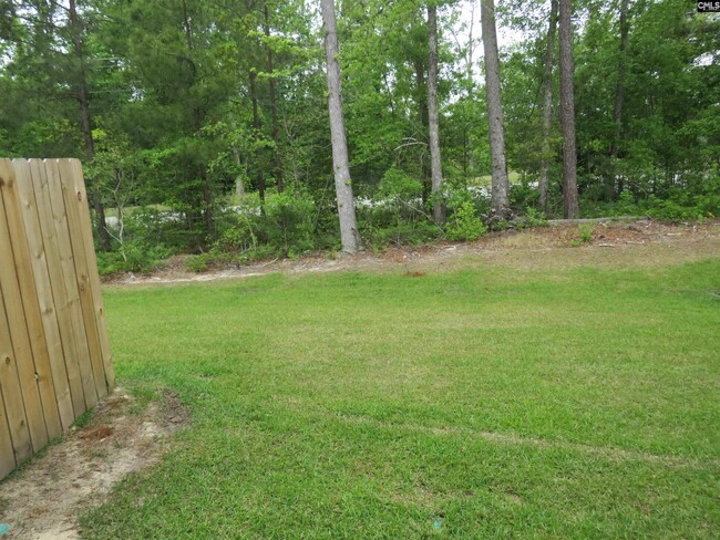 Building Photo - 425 Pepperbush Ln