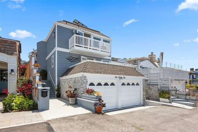 Building Photo - 181 Sunset Terrace