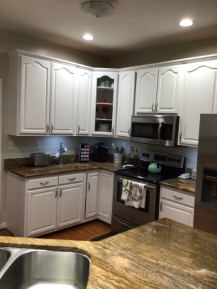 Building Photo - 9092 Pantego Ln