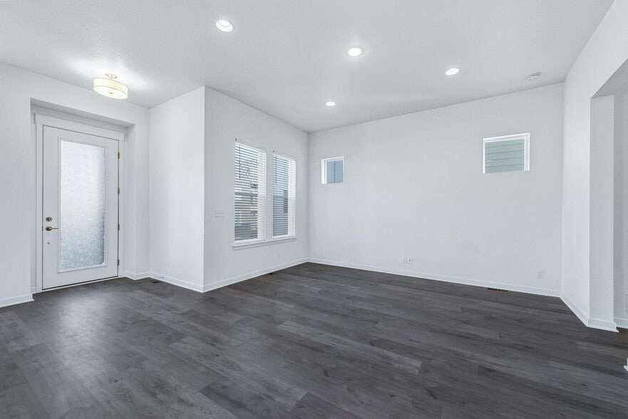 Building Photo - 1964 W 166th Dr