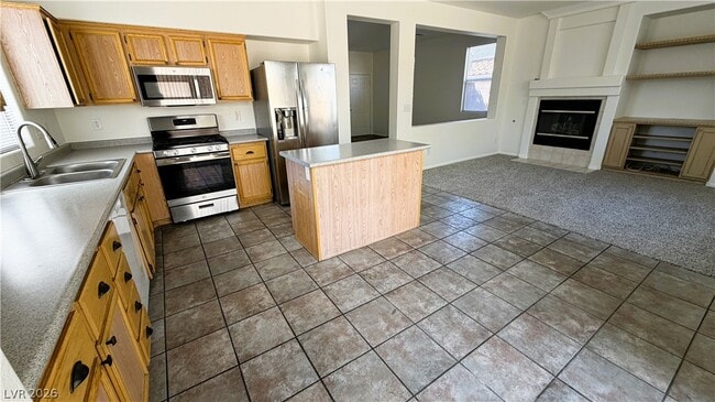 Building Photo - 2424 Predera Ave