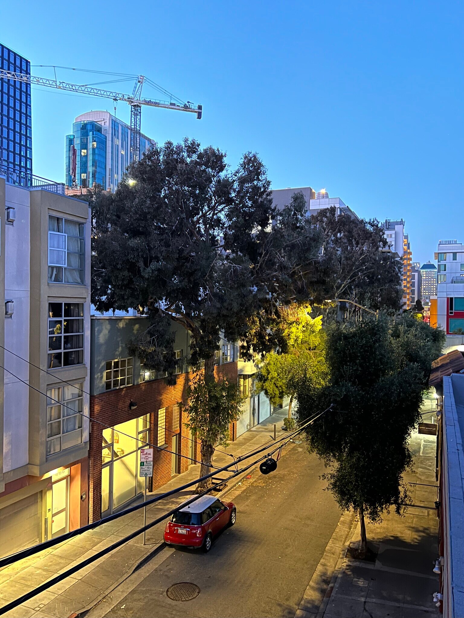 Building Photo - 469 Clementina St