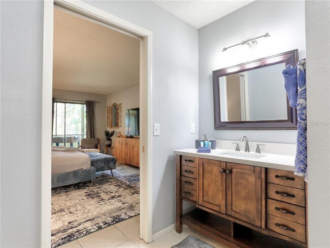 Building Photo - 133 Wild Palm Dr