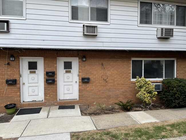 Building Photo - 1464A 68th St