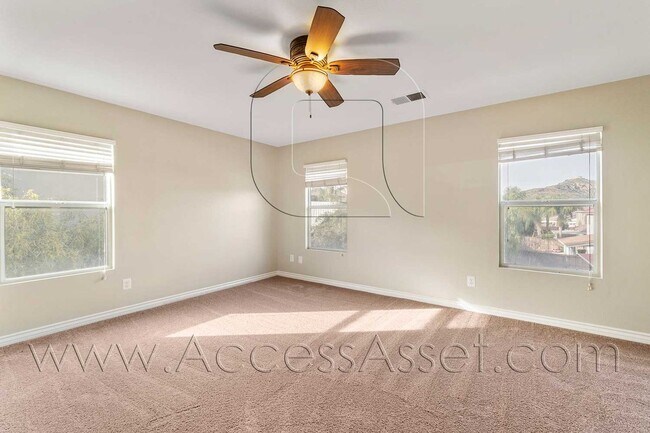 Building Photo - Spacious 3 Bed + Loft-Style Living in Lake Elsinore w/ Private Yard