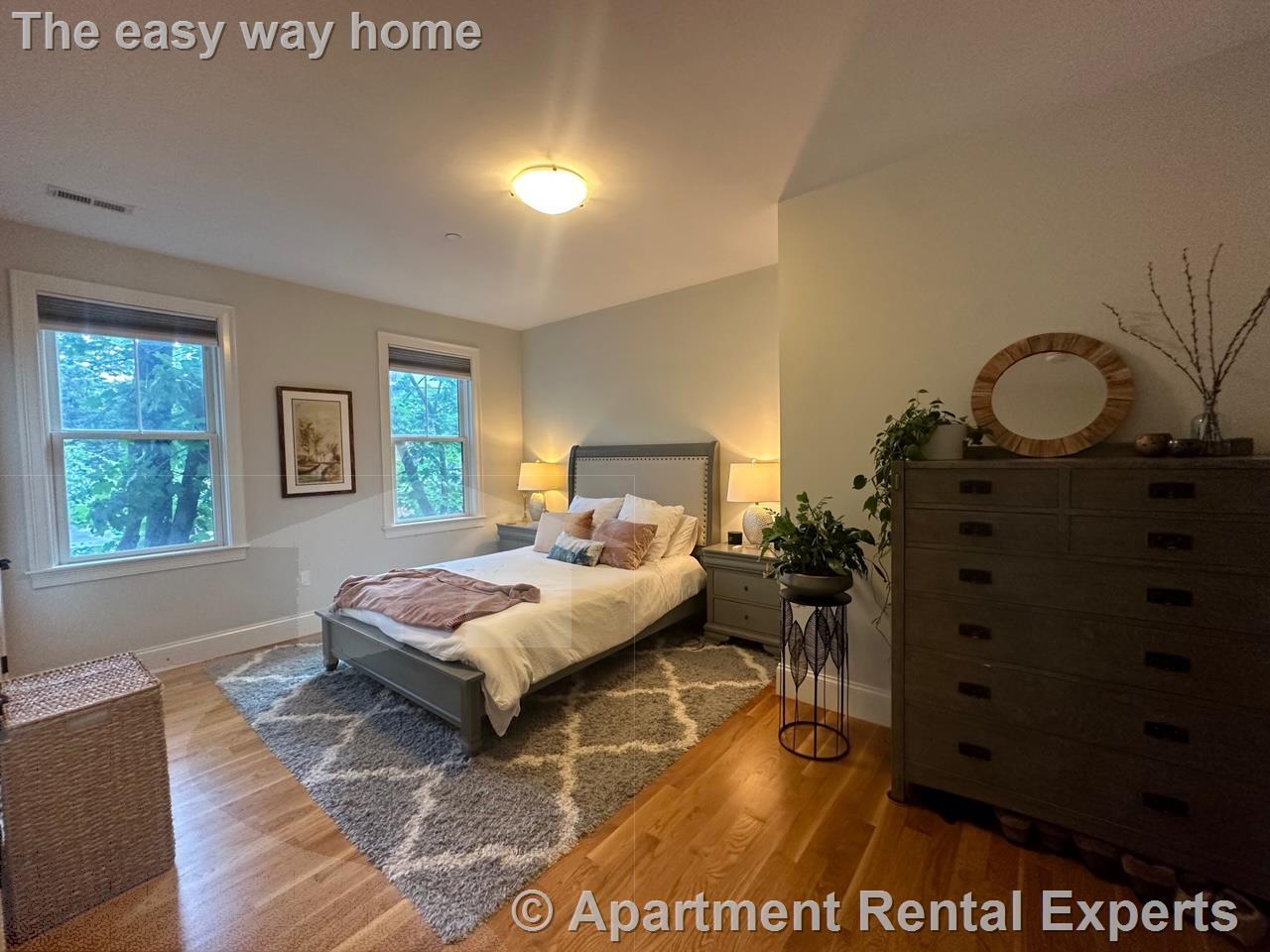 Building Photo - 16 Linden Ave