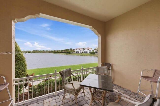 Building Photo - 3065 Tortola Way