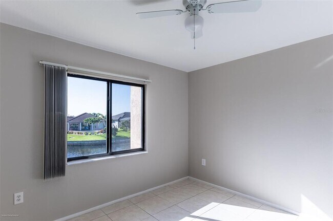 Building Photo - 1204 Spanish Cay Ln