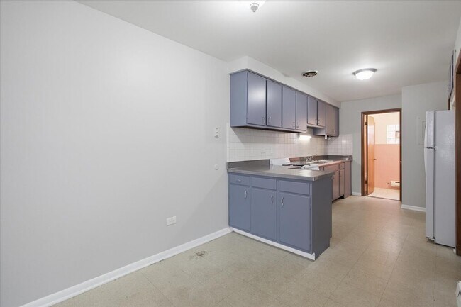 Building Photo - 6206 W 64th Pl